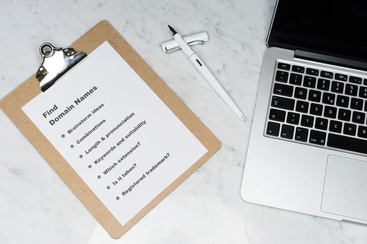 Web Hosting Terms Glossary: Bandwidth, Uptime, SSL, and More — Hosting Captain
